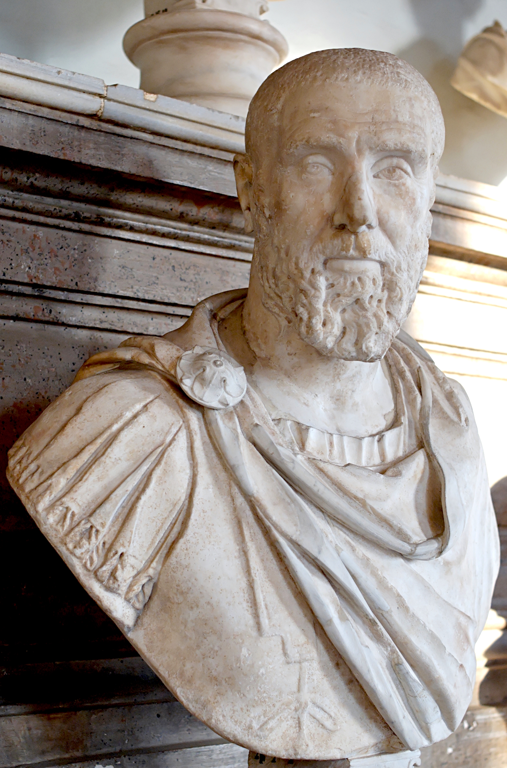 File:Bust of Marcus Aurelius Probus in Musei Capitolini.jpg - Wikimedia  Commons