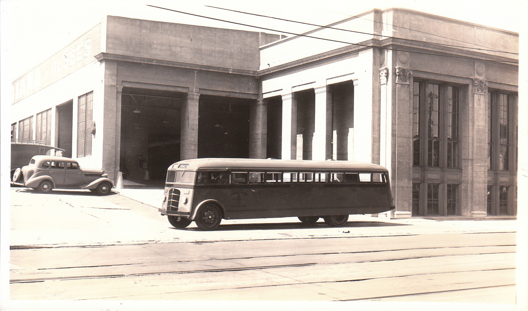 1930s school buses