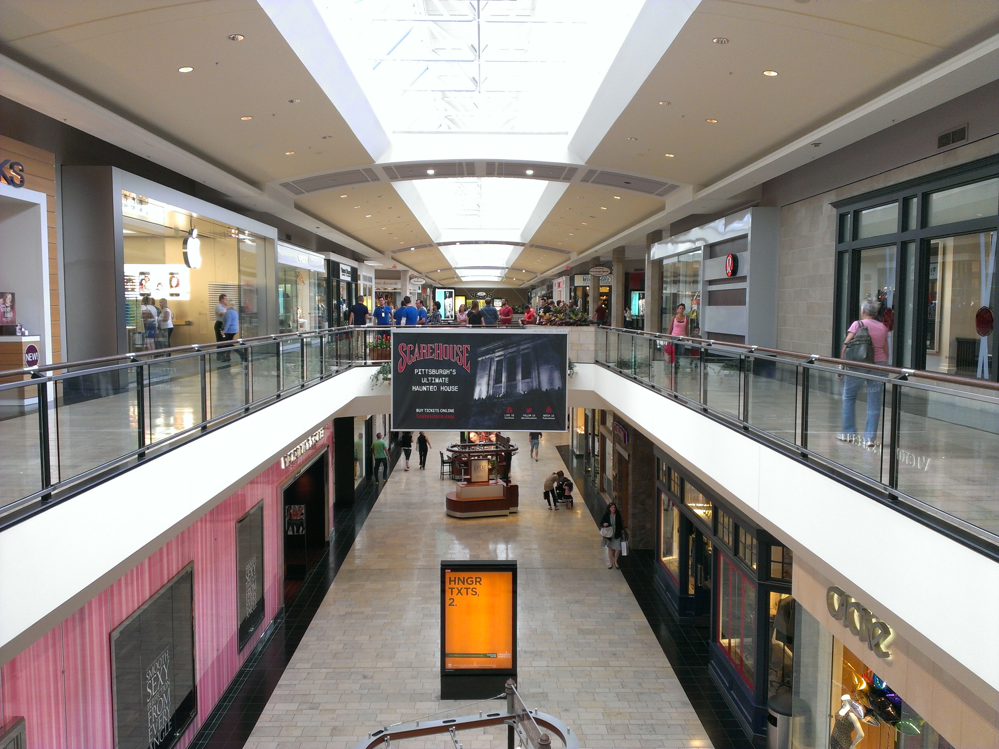 About Ross Park Mall - A Shopping Center in Pittsburgh, PA - A