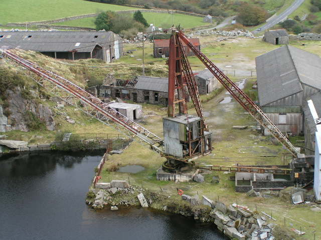 Rotting Crane, Merrivale Quarry - geograph.org.uk - 225986