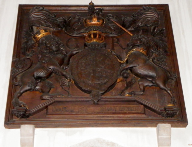 File:Royal Arms, St Mary's Church - geograph.org.uk - 2060546.jpg