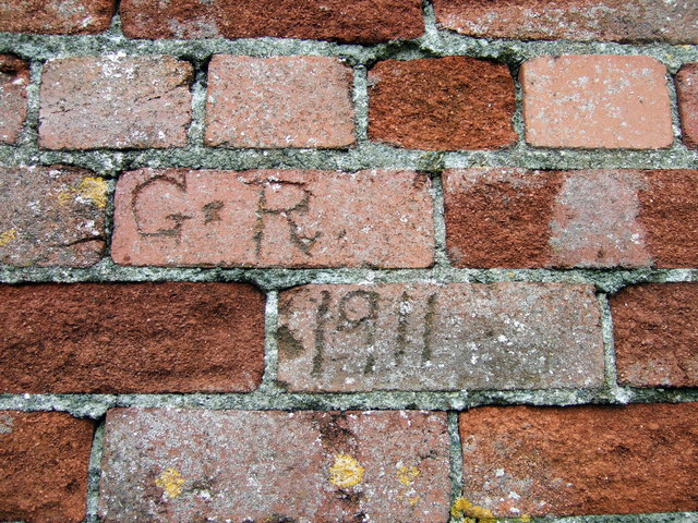 File:Royal initials on old bricks^ - geograph.org.uk - 929342.jpg