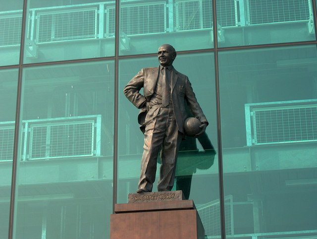 File:Sir Matt Busby's Statue, Old Trafford - geograph.org.uk - 350740.jpg