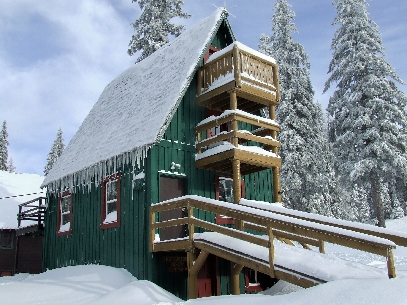 File:Ski Patrol building at Spout Springs Ski Area.jpg