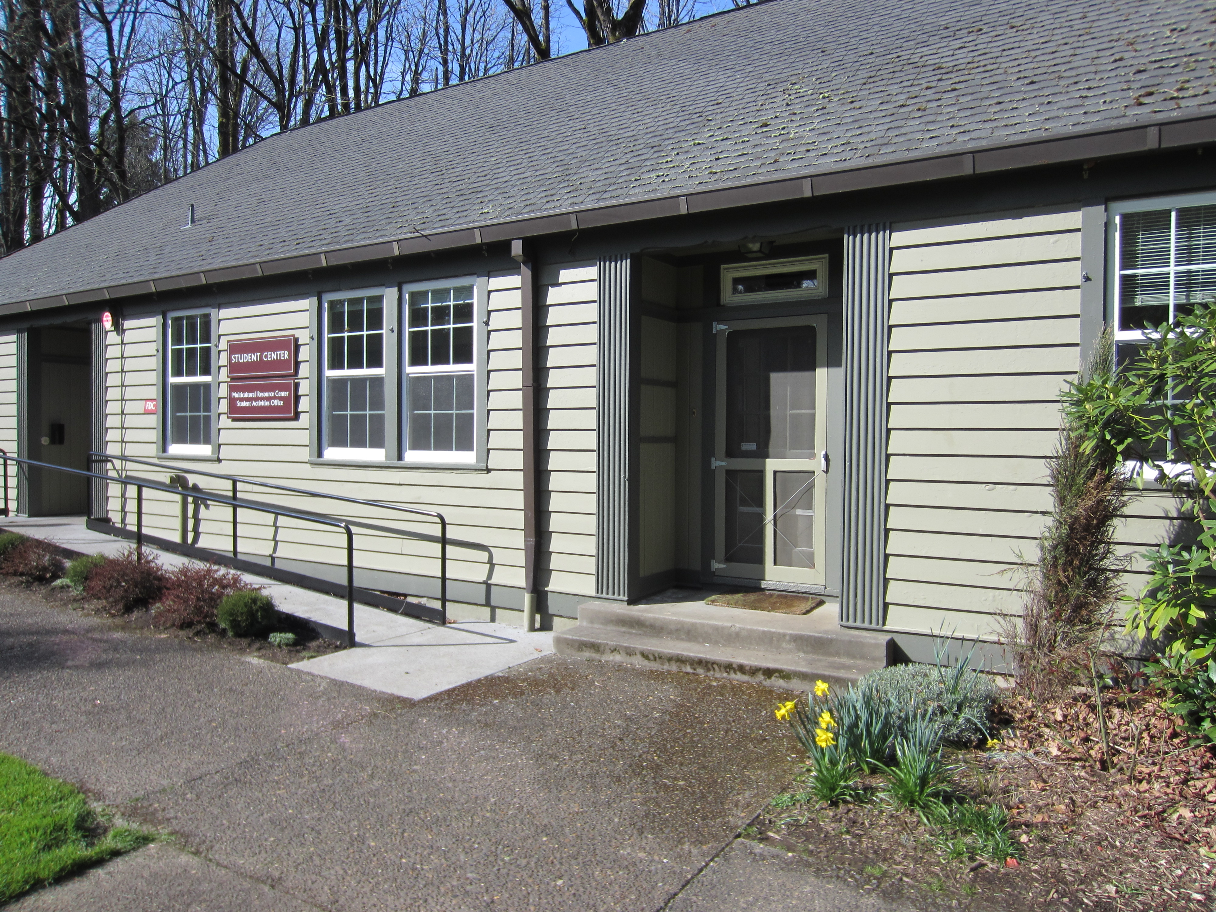 Центр рид. Portland Oregon Reed College. Reed College in Portland. Portland College. College building.