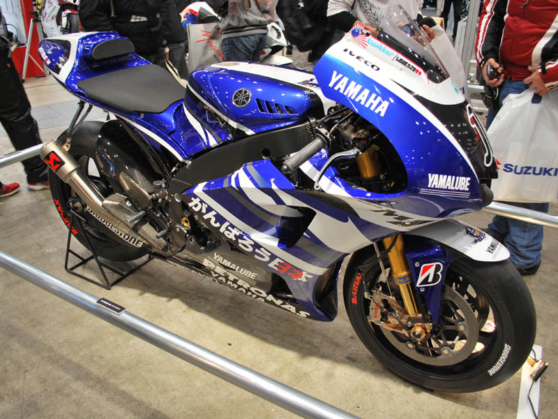 File:2011 Yamaha YZR-M1.jpg