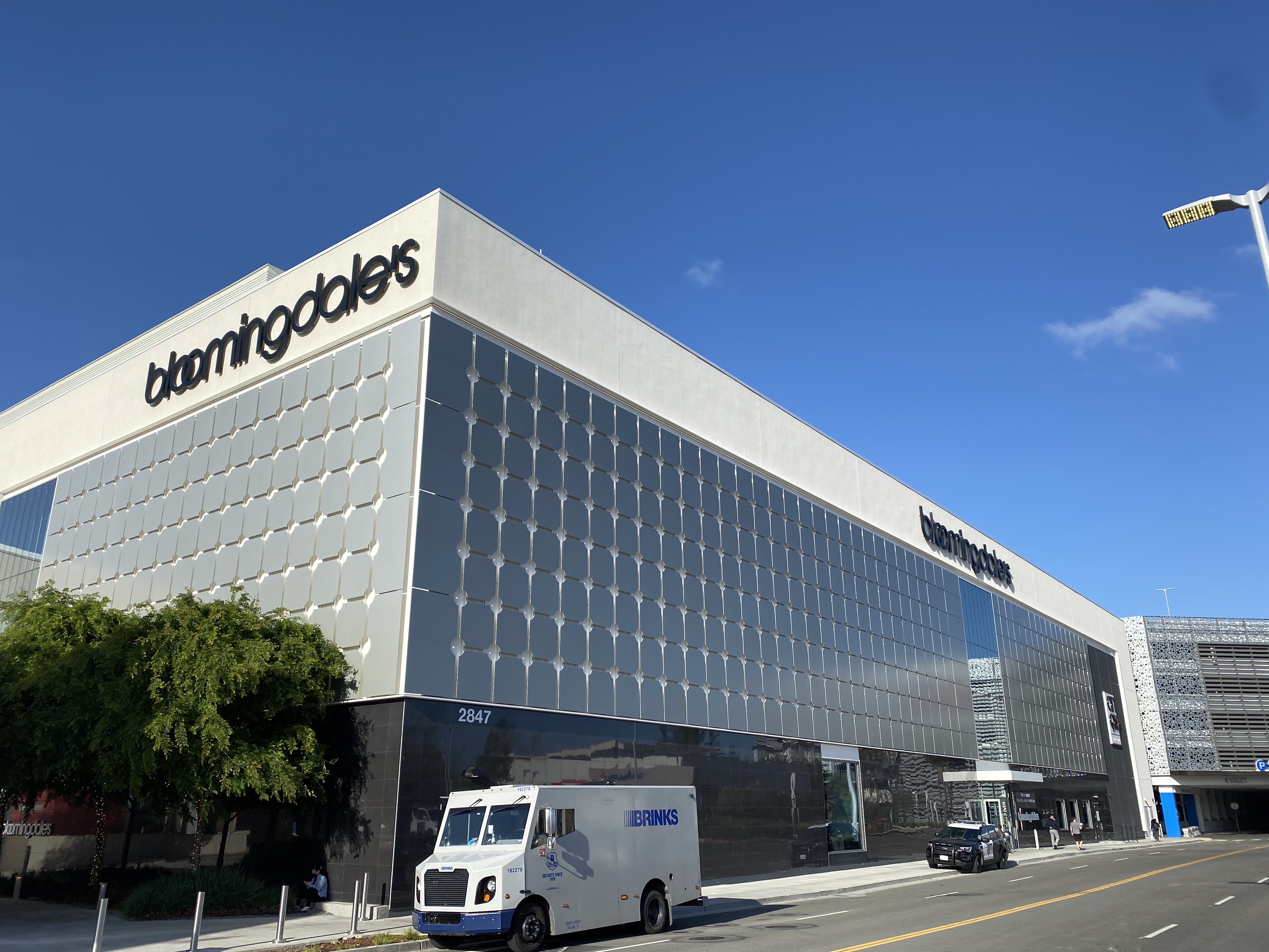 File:Bloomingdales at Westfield Valley Fair, San Jose, Silicon