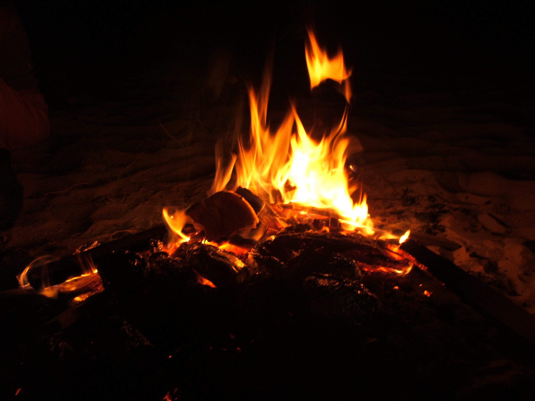 country bonfire wallpaper