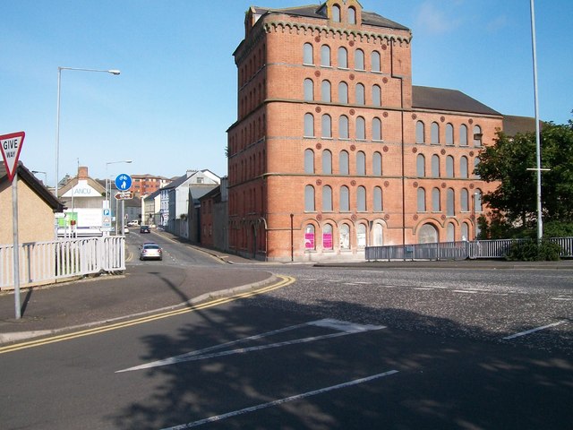 File:Canal Quay Bridge and the Clanrye Mills - geograph.org.uk - 1561450.jpg