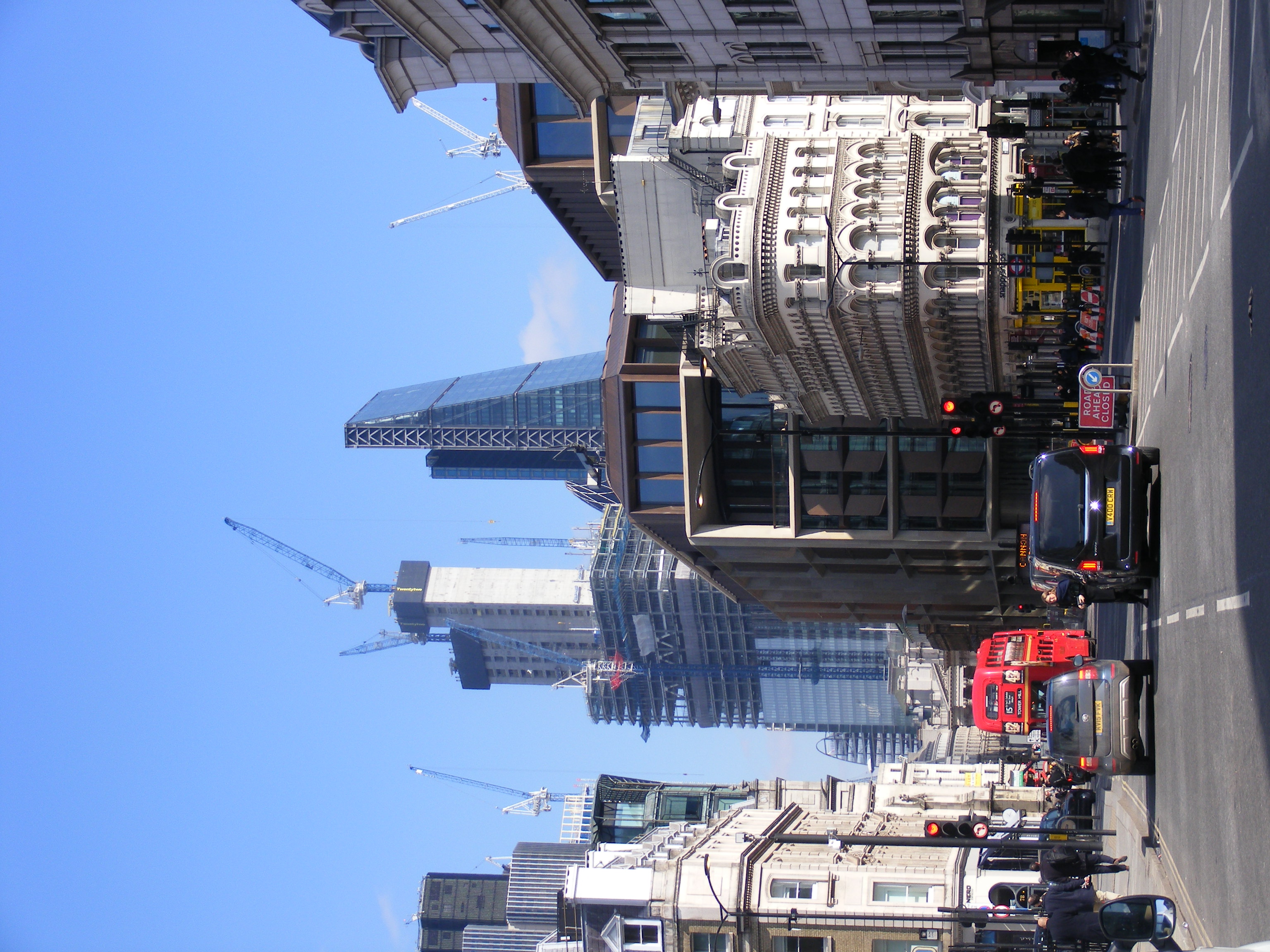 Улицы Лондона. Строительство Лондона. Victoria Street London. Tide London Construction.