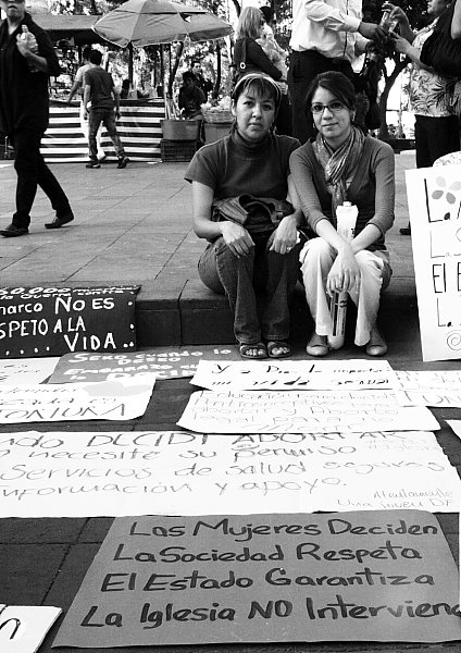 File:Día por la despenalización del aborto. México, DF.jpg