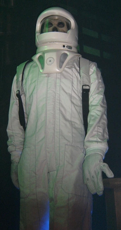 The Vashta Nerada inhabit the suit as shown at the Doctor Who Experience.