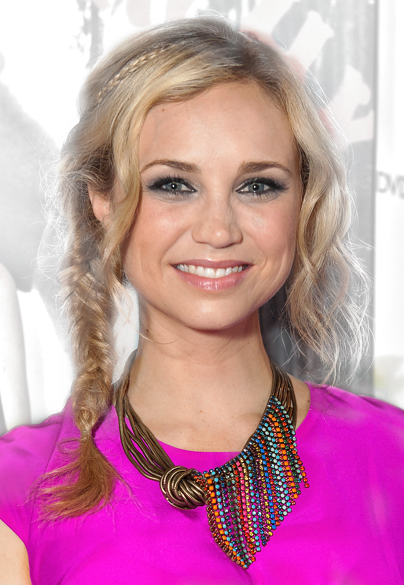 Fiona Gubelmann, 2012 (crop).jpg. d:Special:EntityPage/P180. d:Special:Enti...