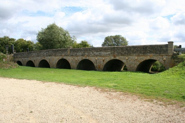 File:First part of Newbridge - geograph.org.uk - 1465816.jpg