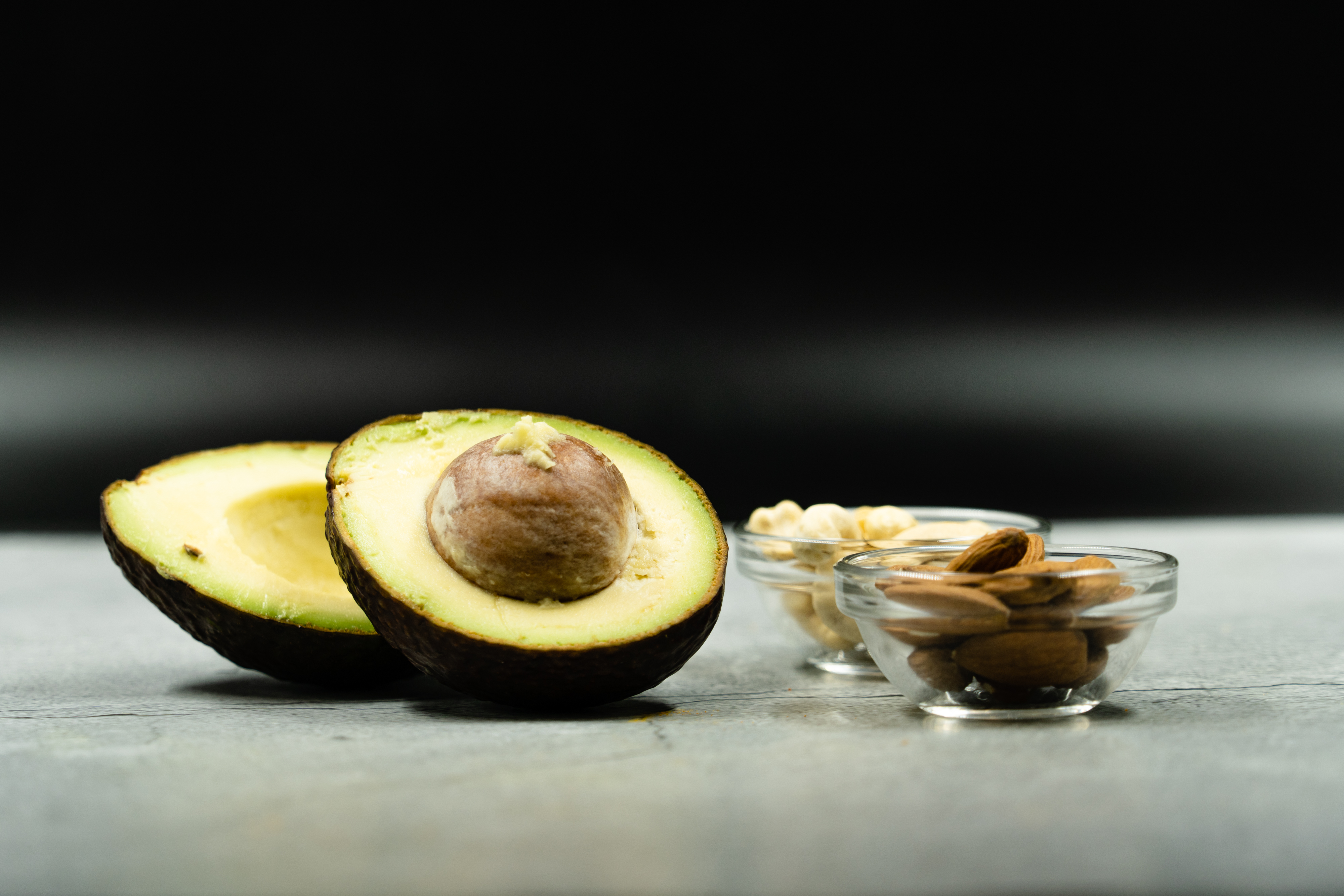 File Healthy Fats Avocado And Nuts 50191958402 Jpg Wikimedia Commons