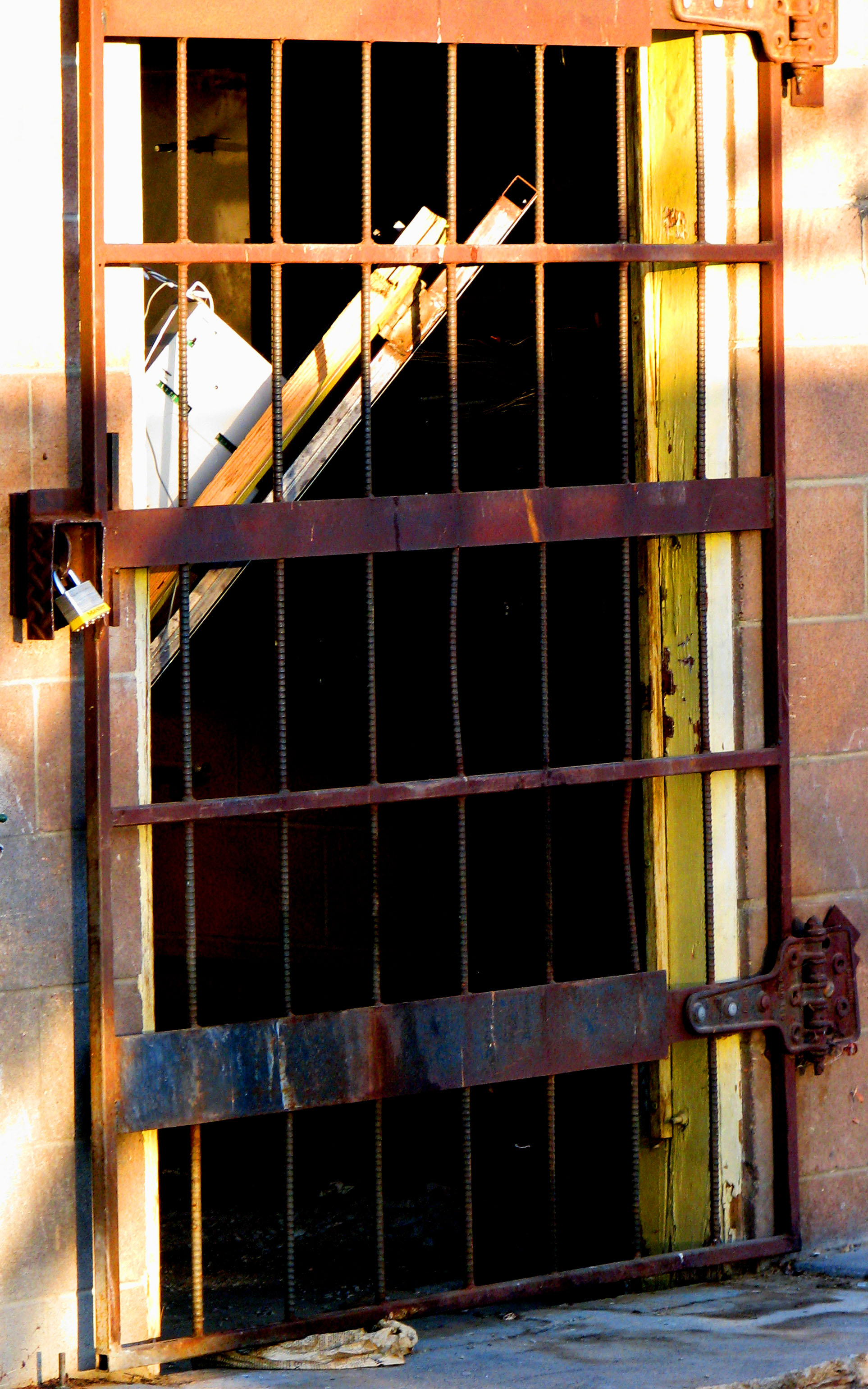 Iron Doors - Wikipedia