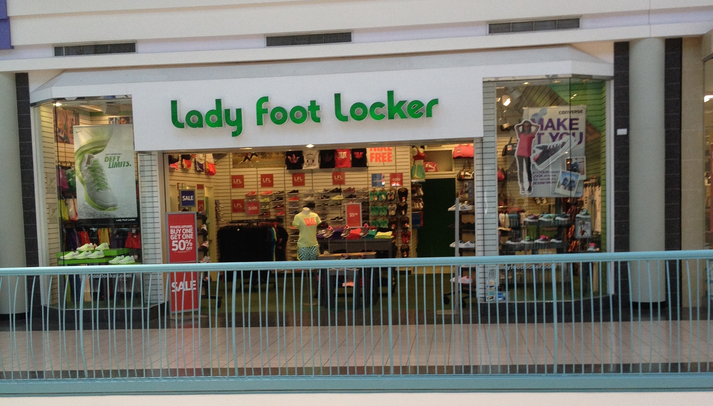 lady foot locker locations