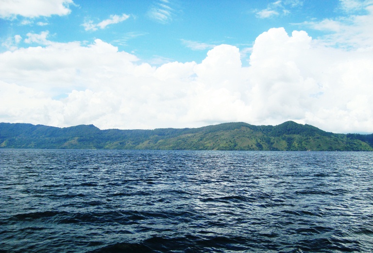 File:Lake Toba, North Sumatra (114).JPG