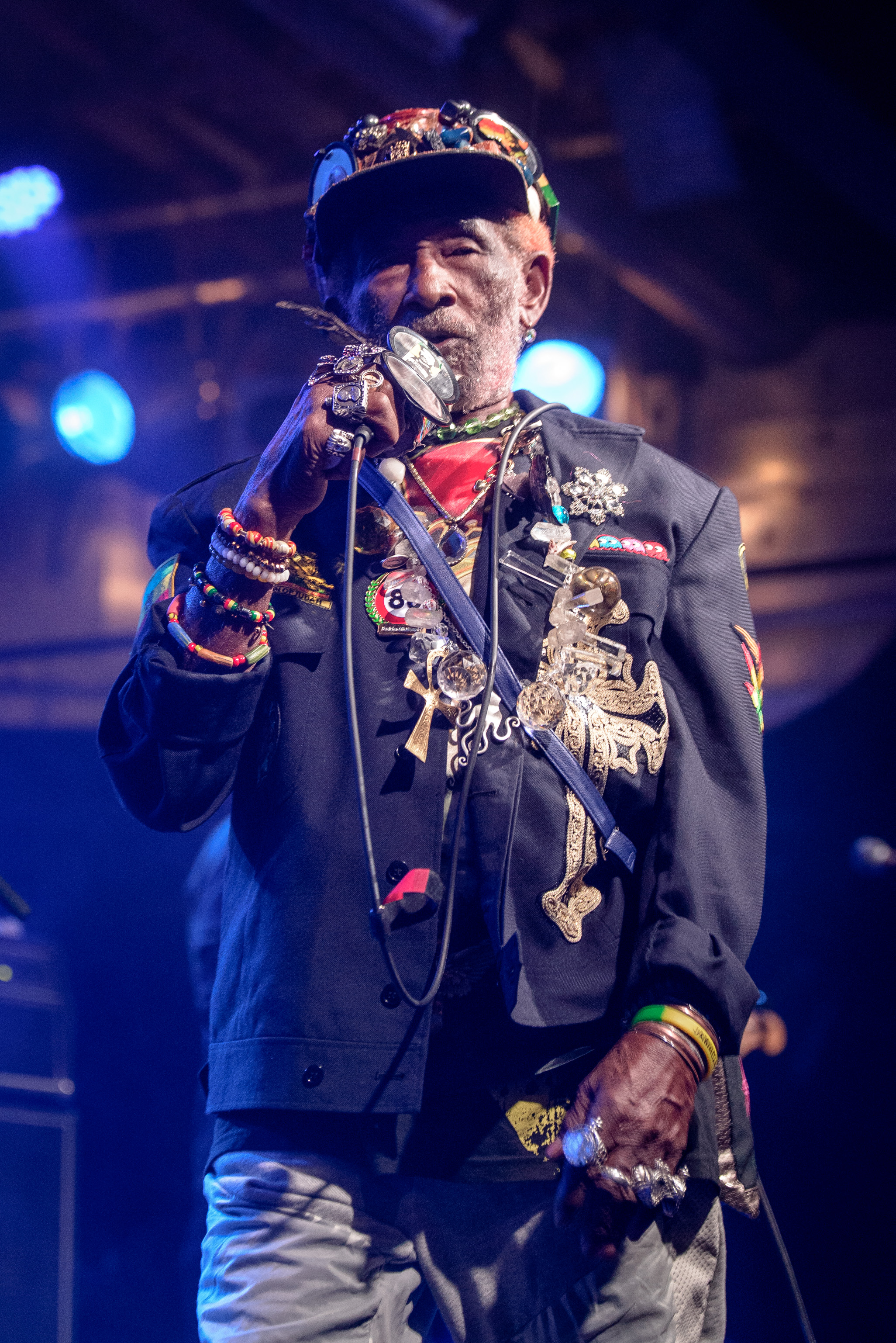 Scratch perry. Lee Perry. Lee Scratch Perry. Студия Scratch Lee Perry. Lee "Scratch" Perry фото.