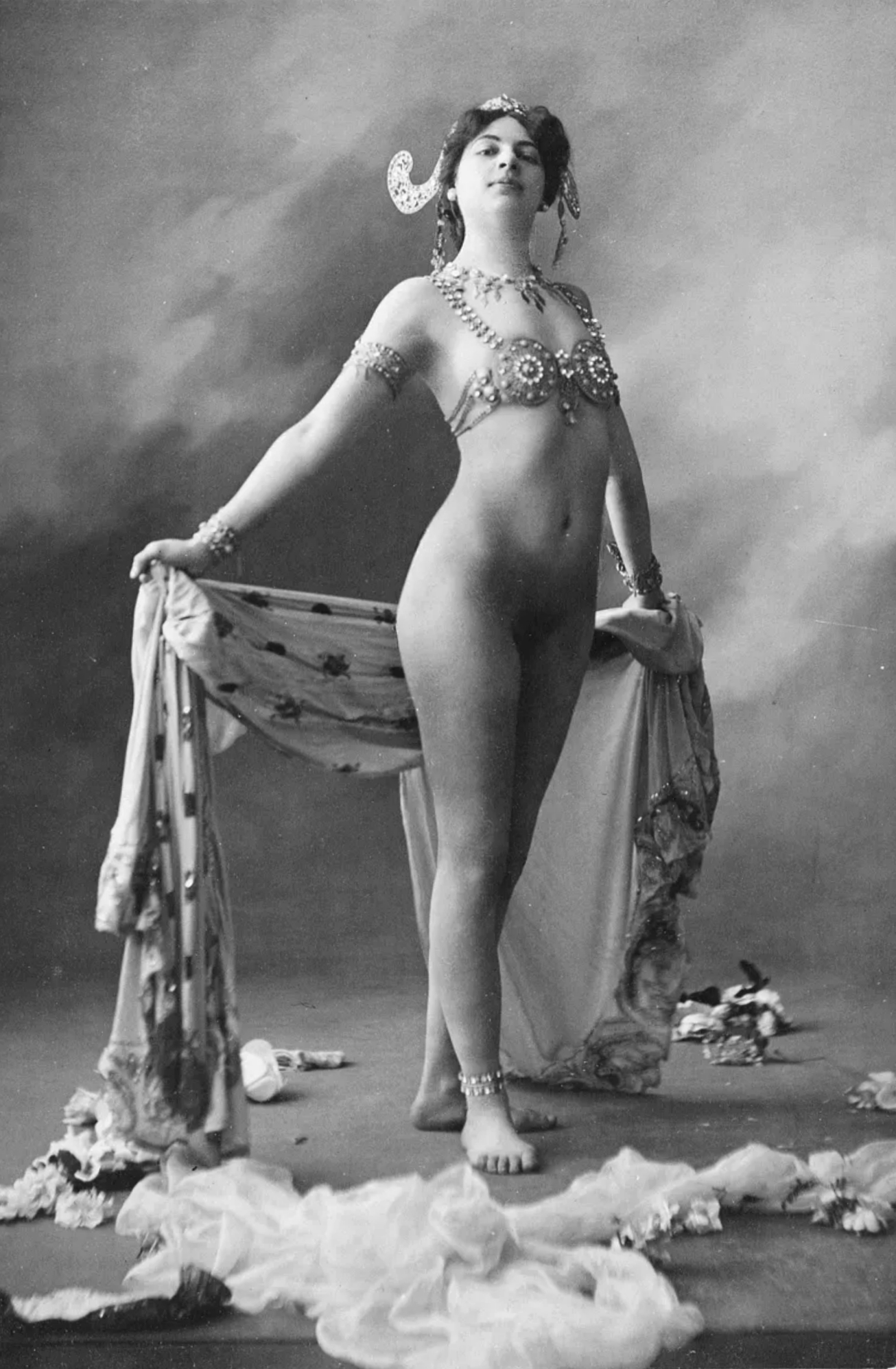 Margaretha Zelle, alias Mata Hari.jpg.