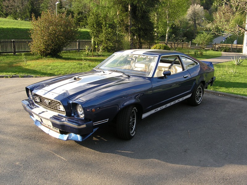 1974 ford mustang