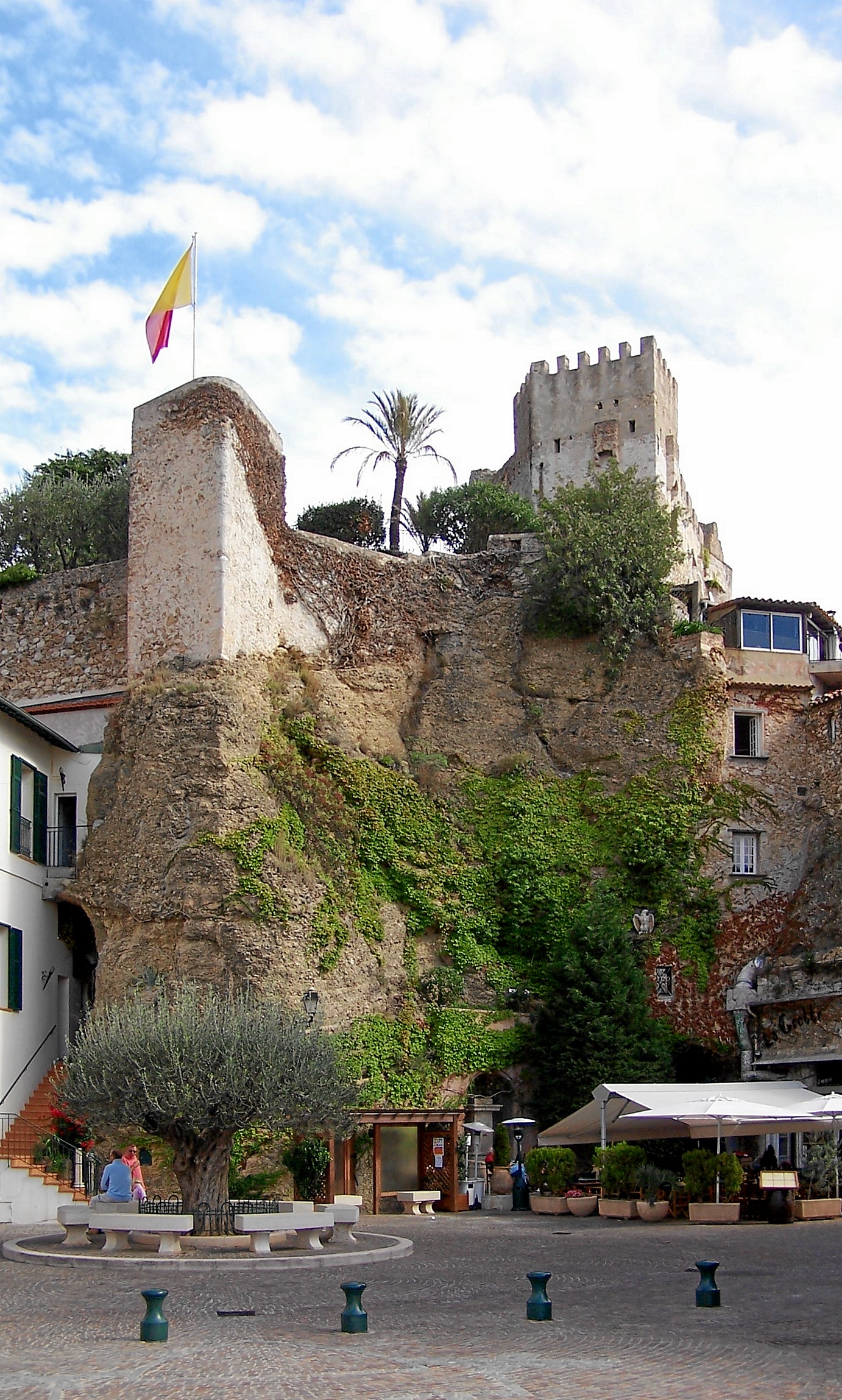 Château de Roquebrune null France null null null null