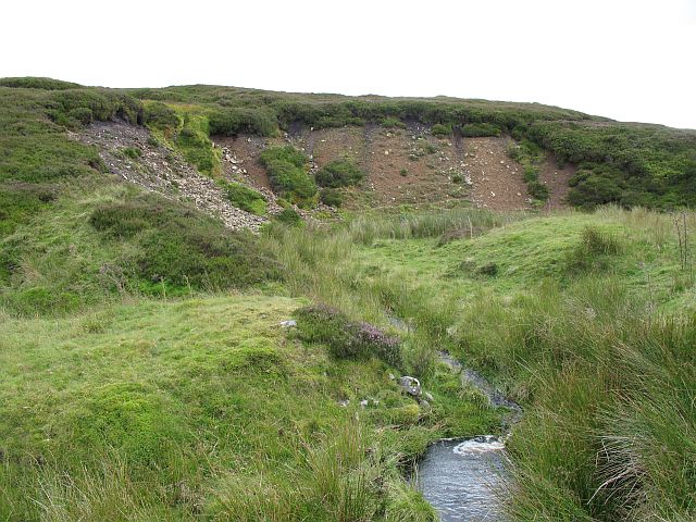 File:Soil profile, Caddon Water - geograph.org.uk - 527534.jpg