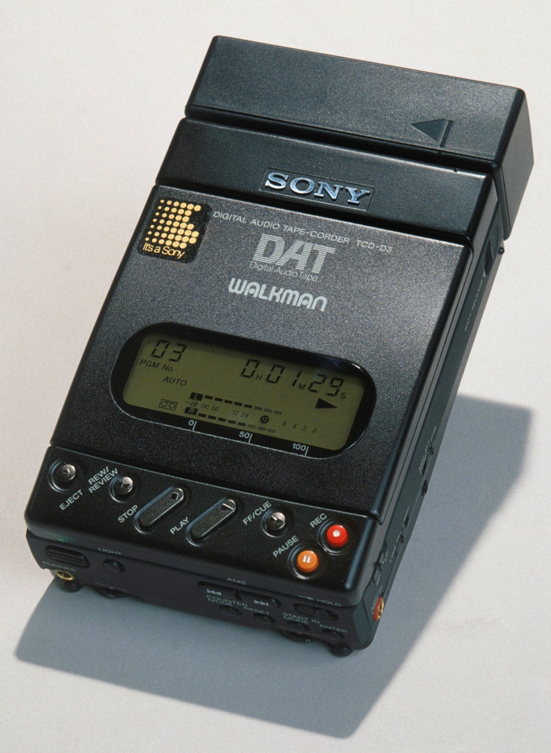 SONY DAT WALKMAN ウォークマン TCD-D8 DAT PLAYER 通電確認済み 現状品