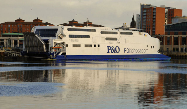 File:The PandO "Express" at Belfast - geograph.org.uk - 1530272.jpg