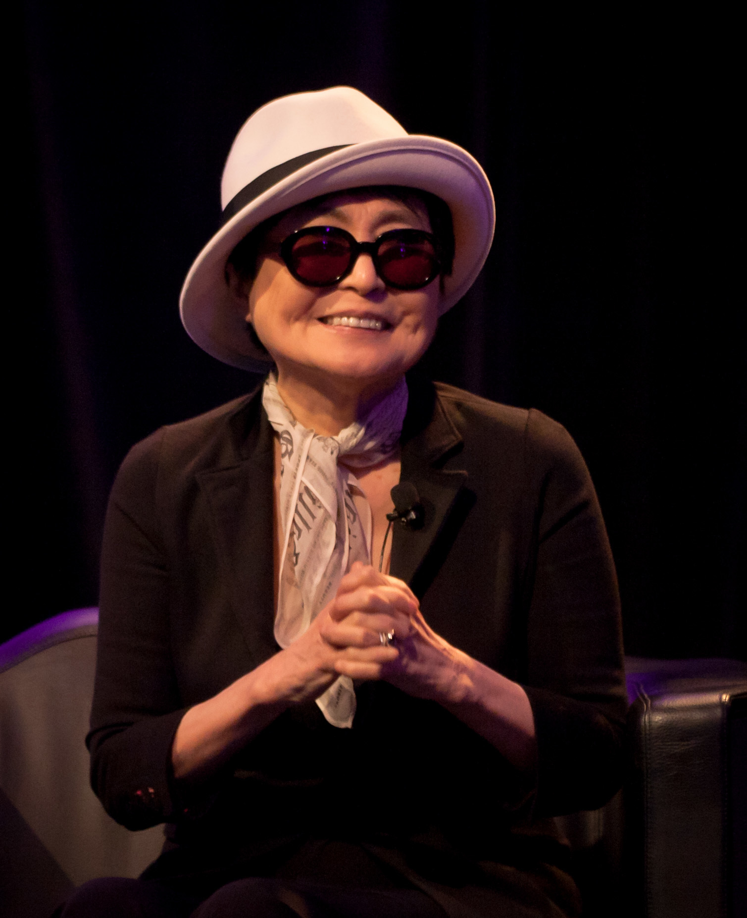 Yoko Ono - Wikimedia Commons