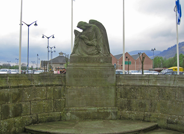 File:1939-1945 War Memorial - geograph.org.uk - 412202.jpg