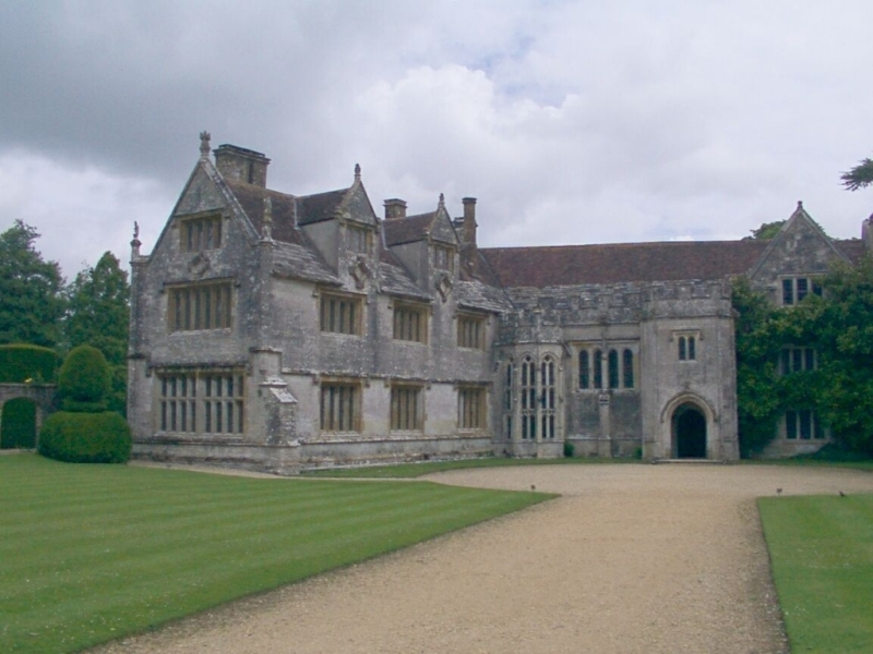 File:AthelhamptonHouse.jpg