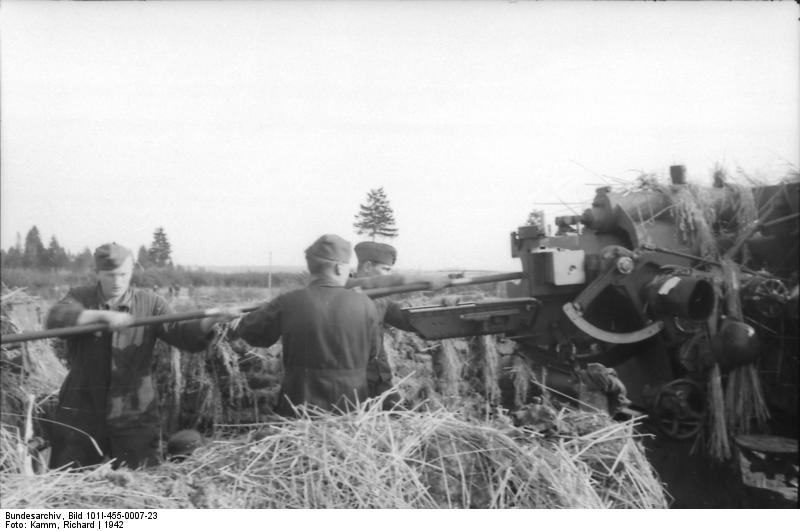 File:Bundesarchiv Bild 101I-455-0007-23, Russland, Luftwaffensoldaten an Flak-Geschütz.jpg