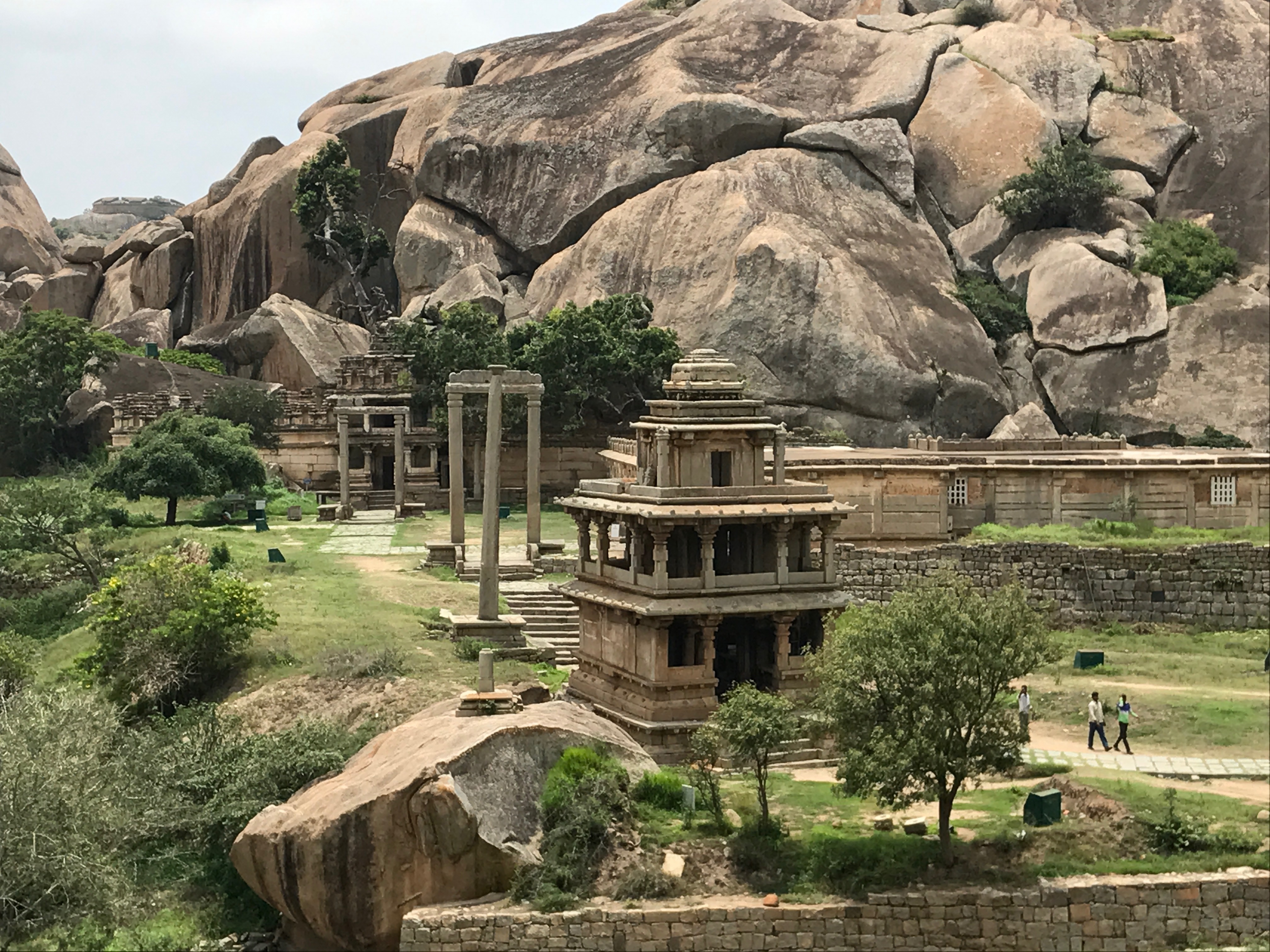 Chitradurga Fort History, Timings, Structure, Temples.