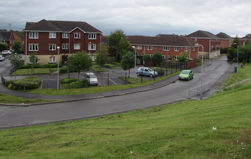 File:Houses below the north side of Rover Way, Pengam, Cardiff - geograph.org.uk - 5427927.jpg