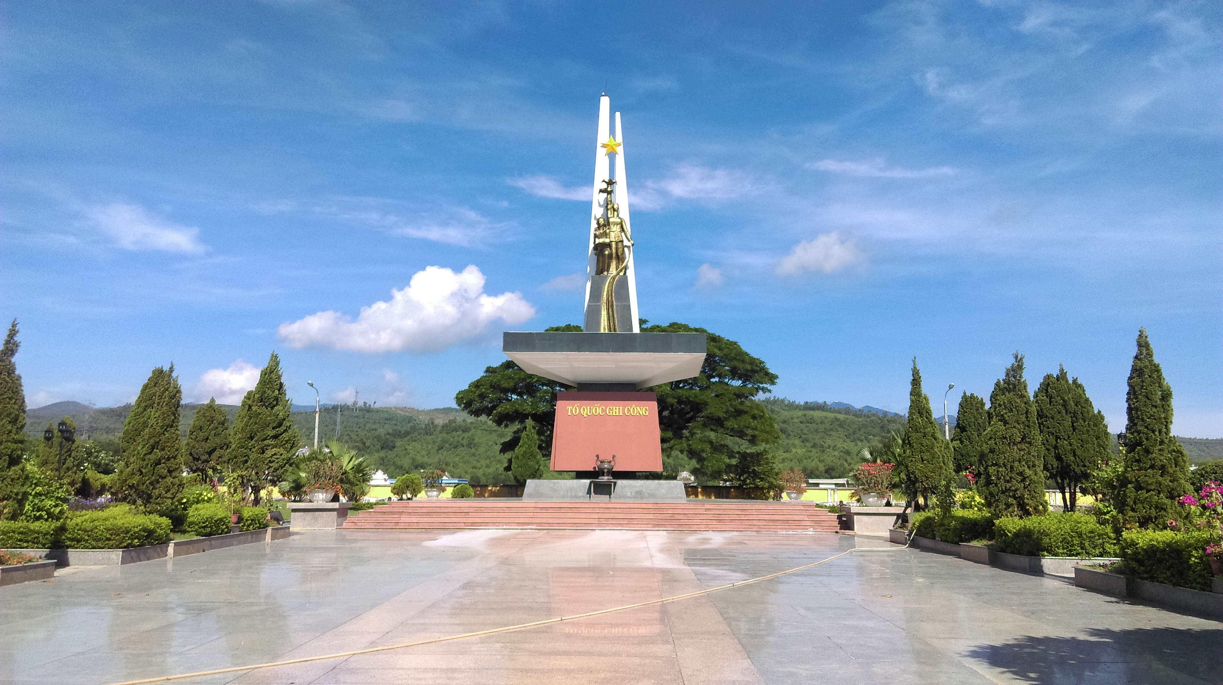 Da Nang Martyrs Cemetery, Hòa Khương