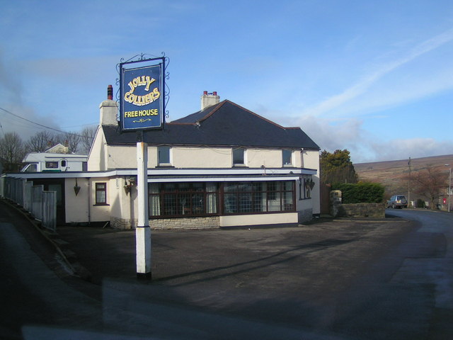 File:Jolly Colliers pub - geograph.org.uk - 742410.jpg