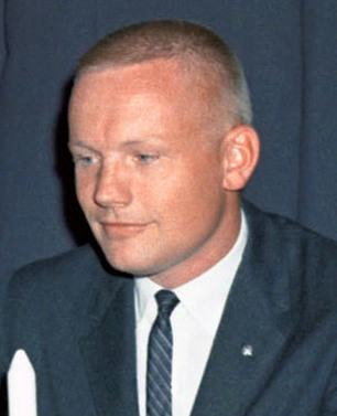 File:Neil Armstrong 1962 (cropped).jpg