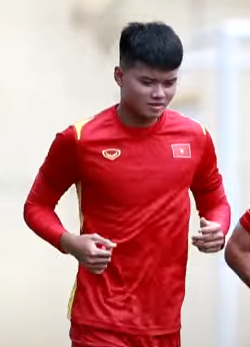 <span class="mw-page-title-main">Nguyễn Văn Tùng</span> Vietnamese footballer