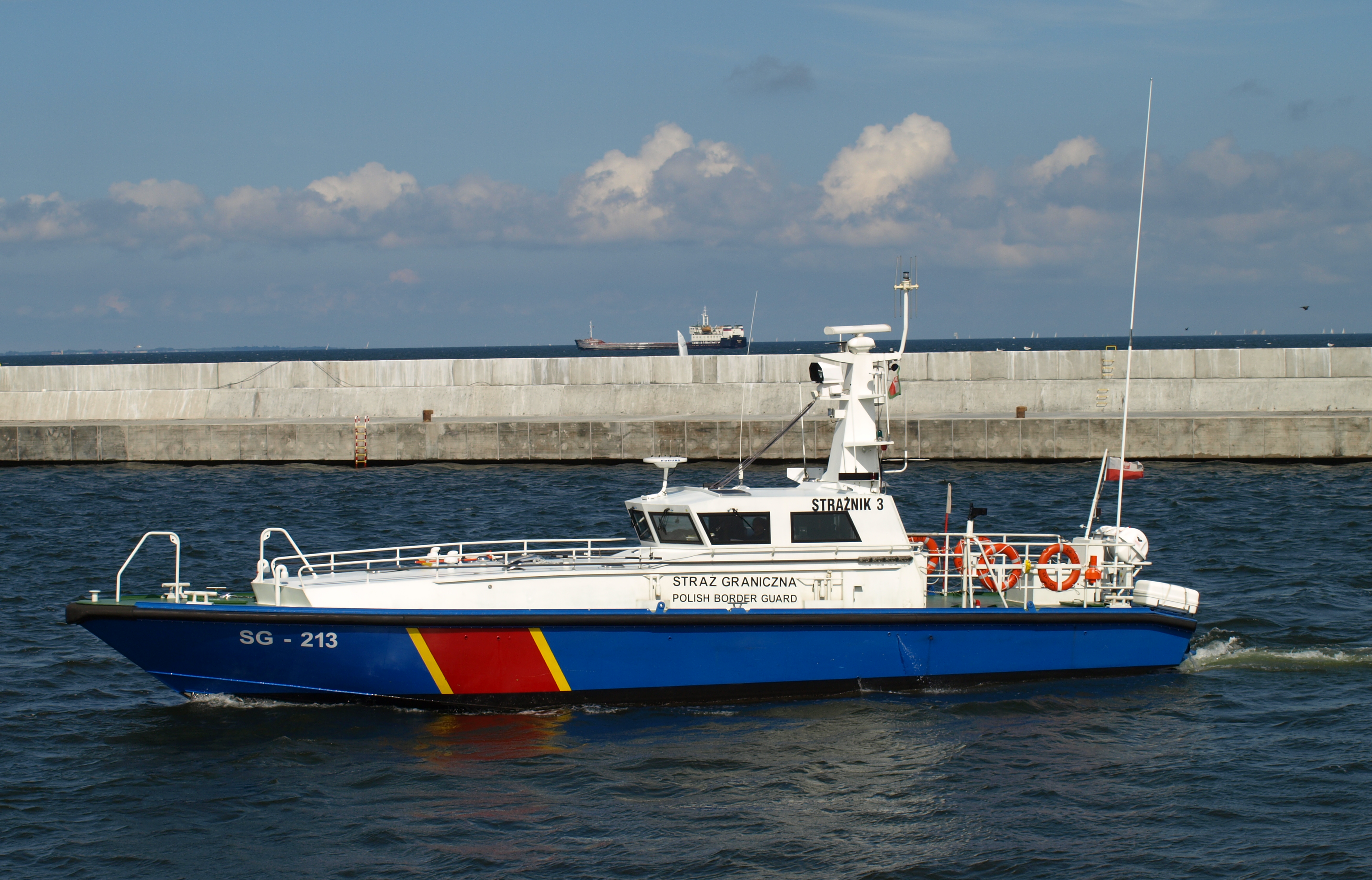 File:SG-213 border patrol boat, Gdynia, 20090705.jpg 