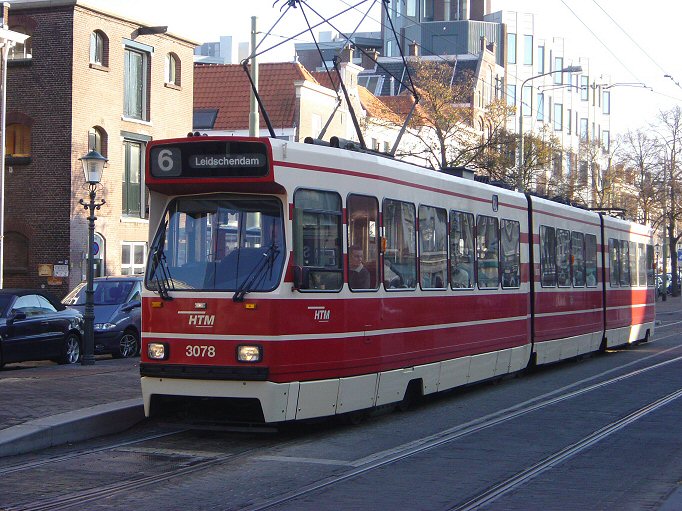 Tram Den Haag.jpg