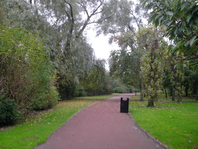 File:Carr Ellison Park - geograph.org.uk - 66579.jpg