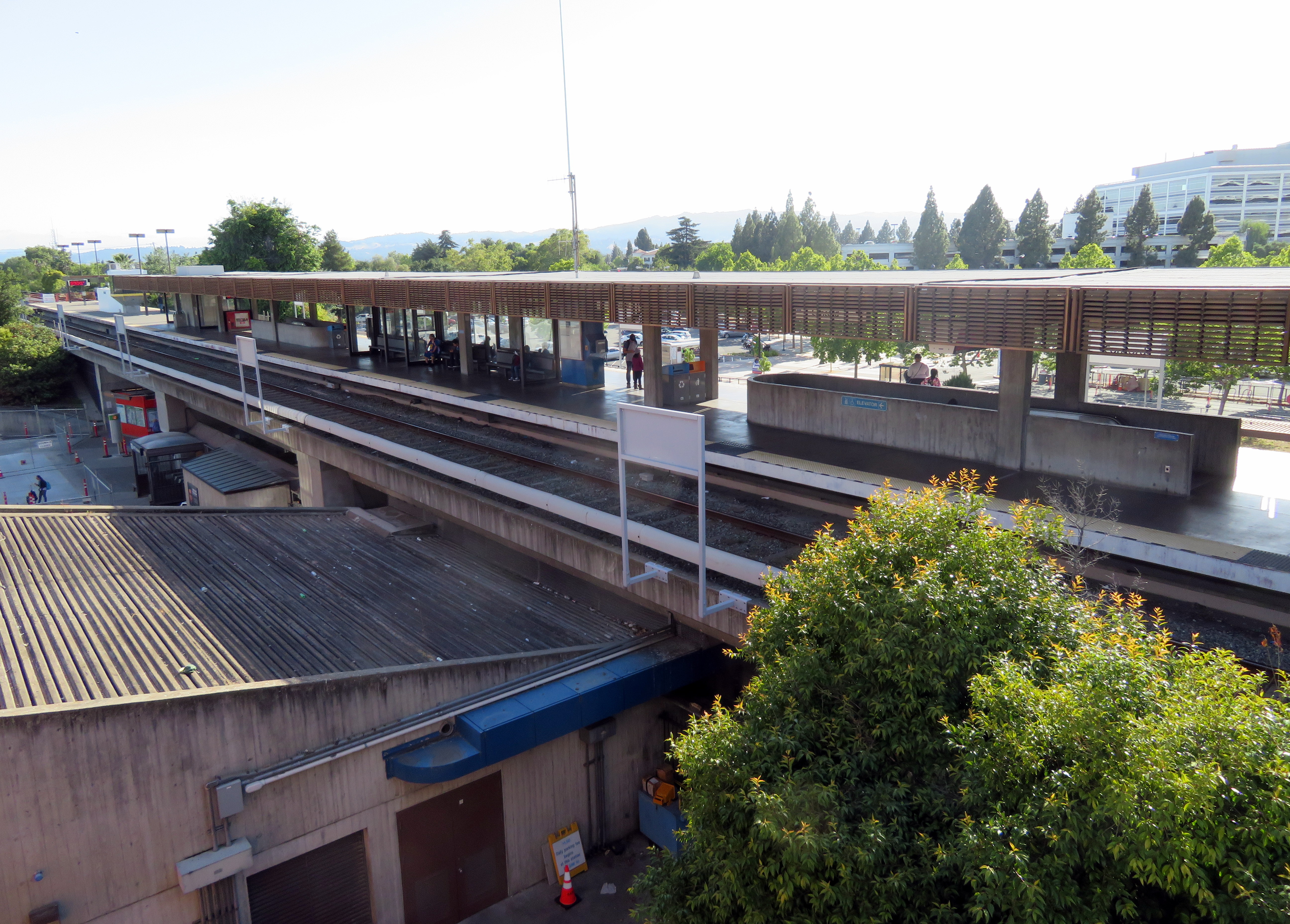 File Concord Station From Parking Garage May 2018 Jpg Wikimedia