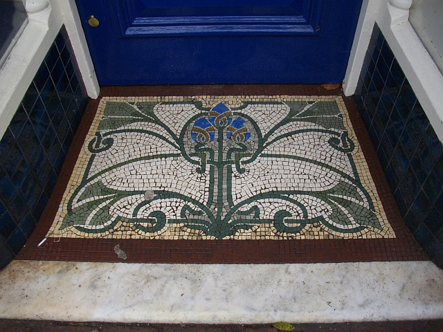 File:Doorway Mosaic, Belle Vue Terrace, Great Malvern - geograph.org.uk - 1079567.jpg