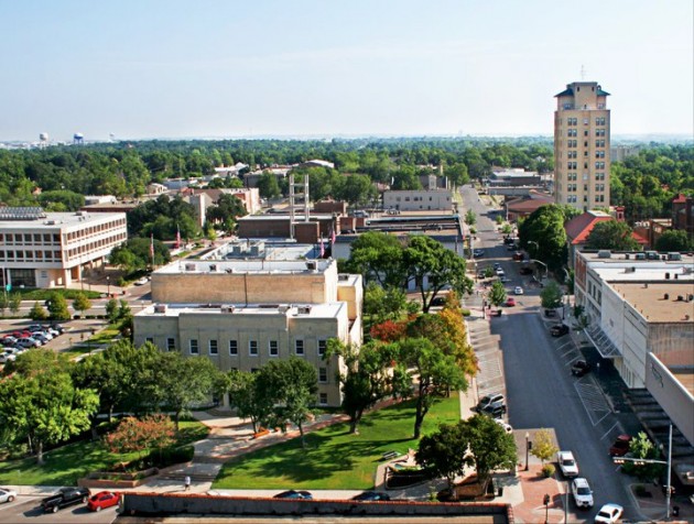 The population of Temple in Texas is 66102