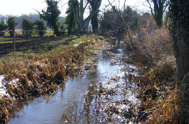 File:Drainage ditch, Claxton - geograph.org.uk - 133403.jpg