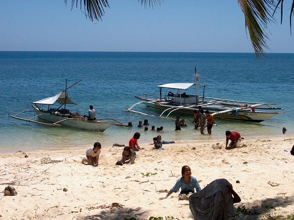 File:Esperanza beach Masbate Philippines.jpg