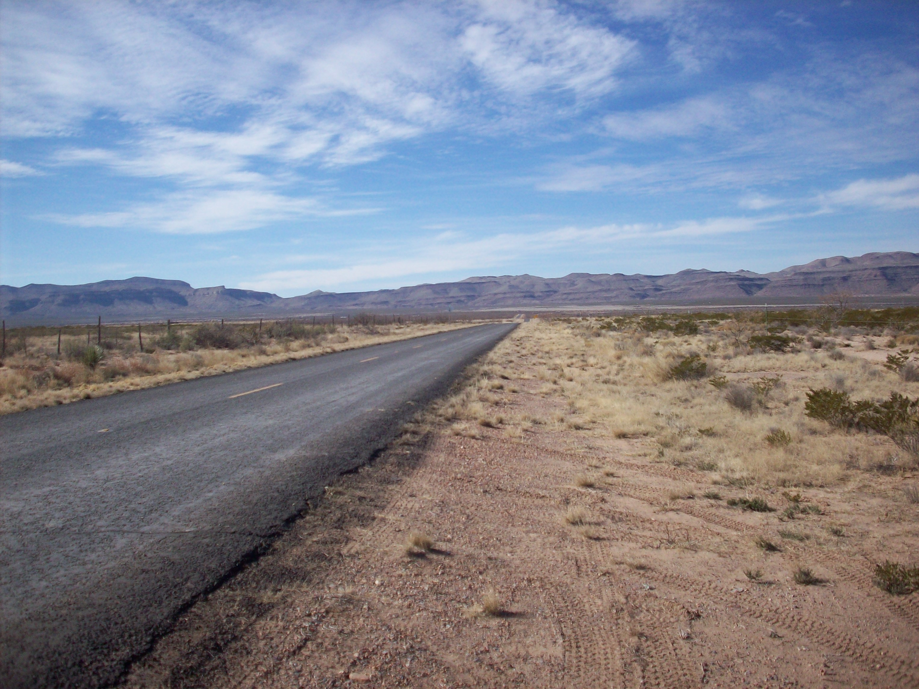 Photo of Lobo - Ghost Town