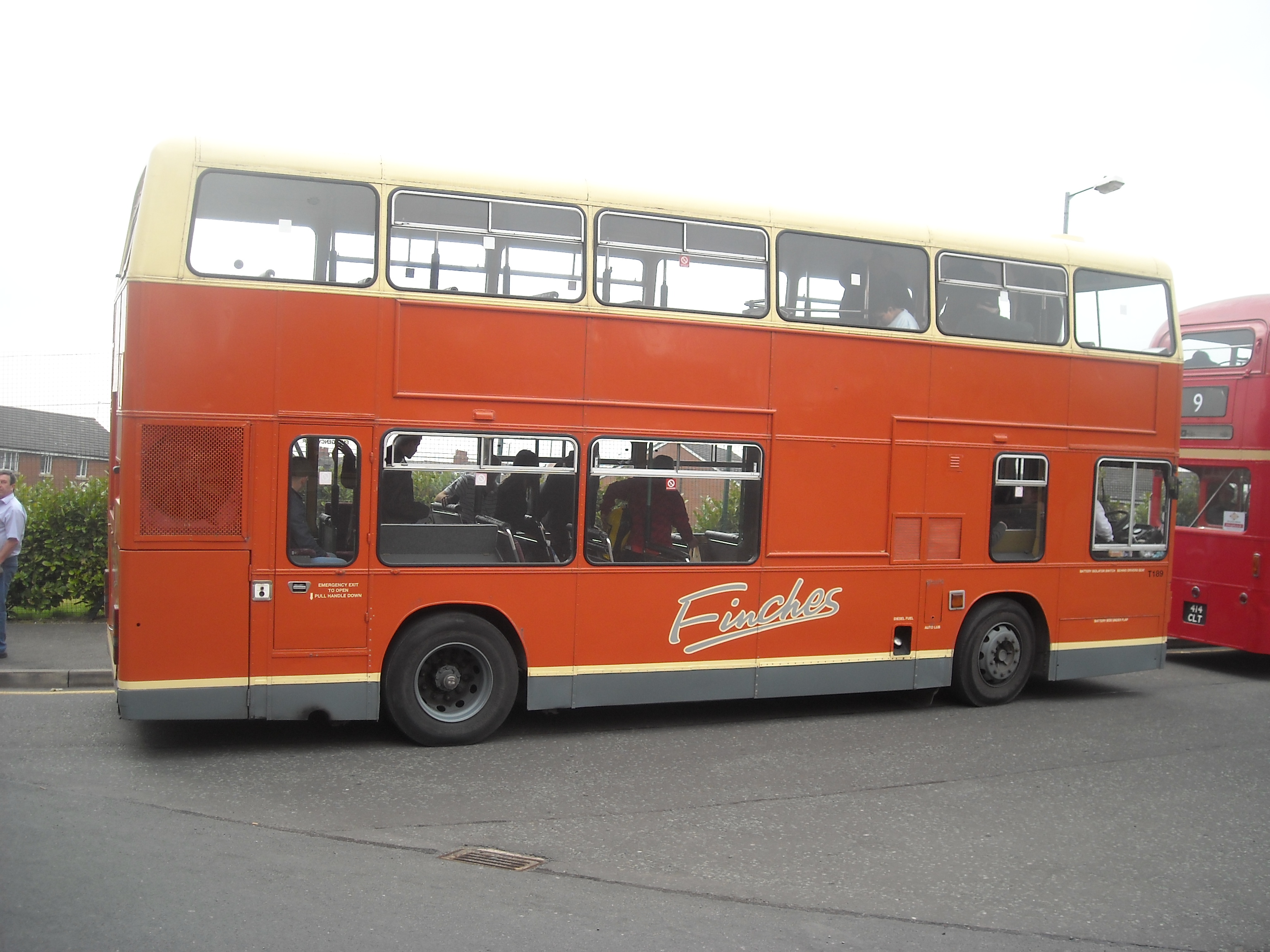 Автобус на 15 человек. Автобус t34. Bus 15.