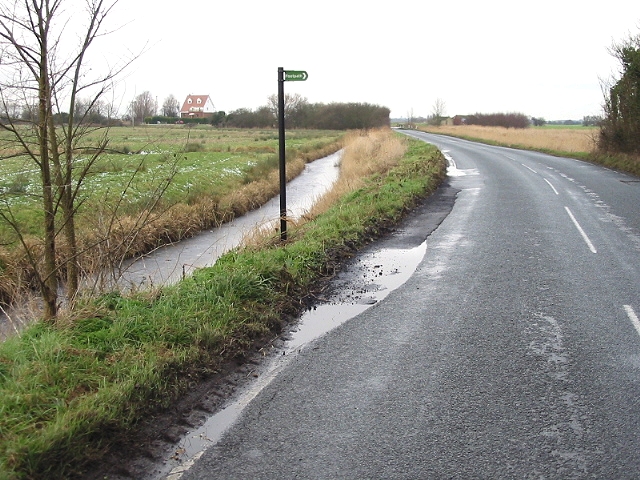 File:Frozen ditch on Grove Road - geograph.org.uk - 333774.jpg